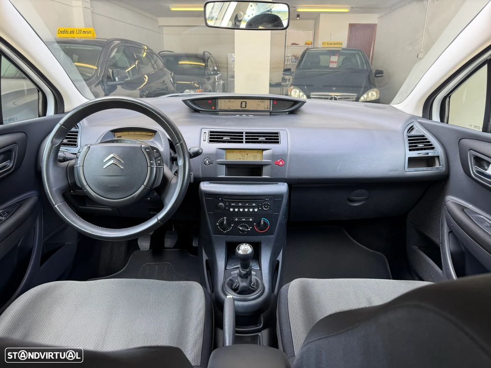 Citroën C4 1.6 HDi VTR - 8
