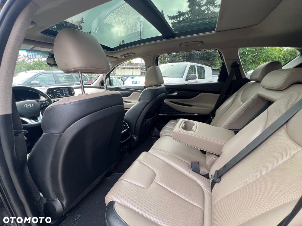 Hyundai Santa Fe 2.4 GDI 4WD SEVEN Premium - 9