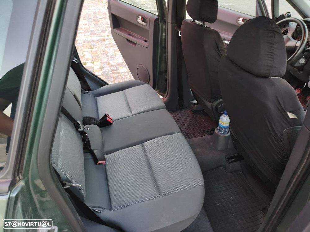 Mitsubishi Colt 1.1 Base - 10