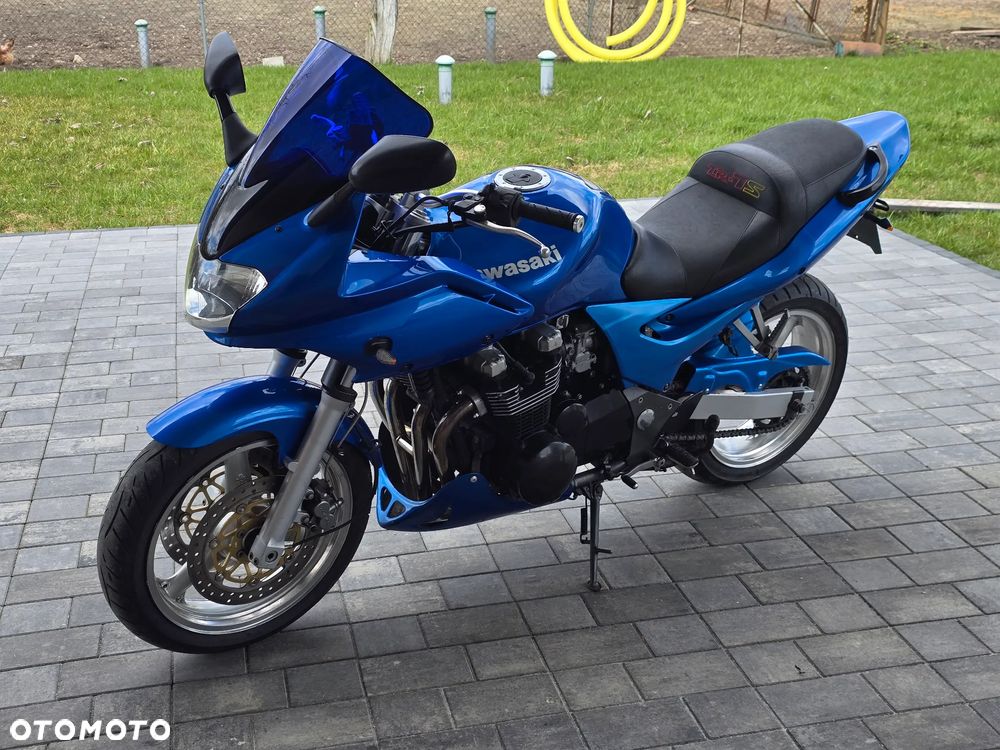 Kawasaki ZR - 3