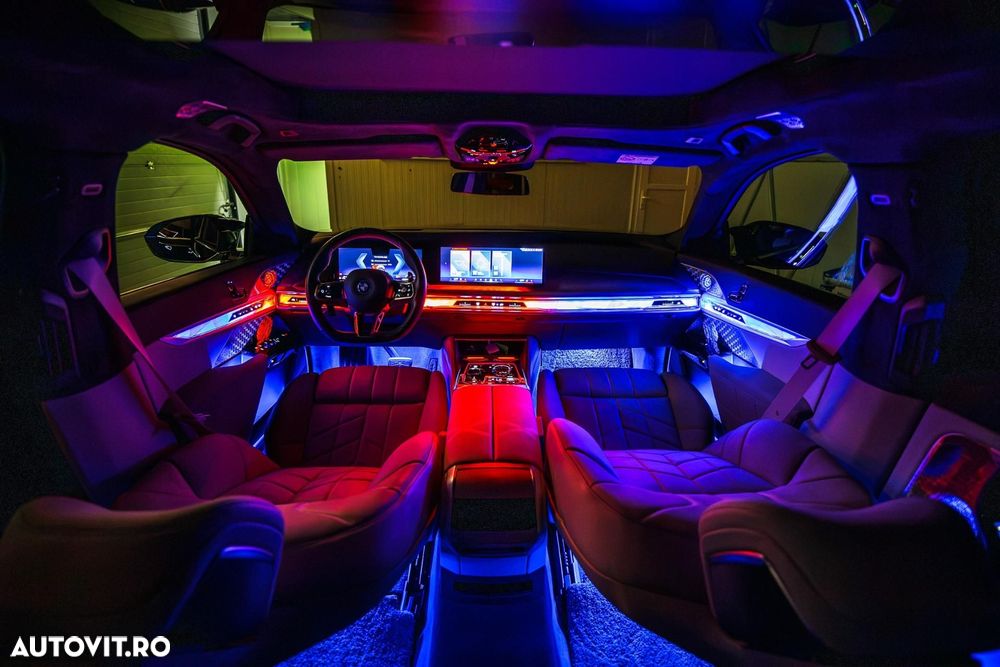 BMW M7 M760e xDrive AT PHEV - 11