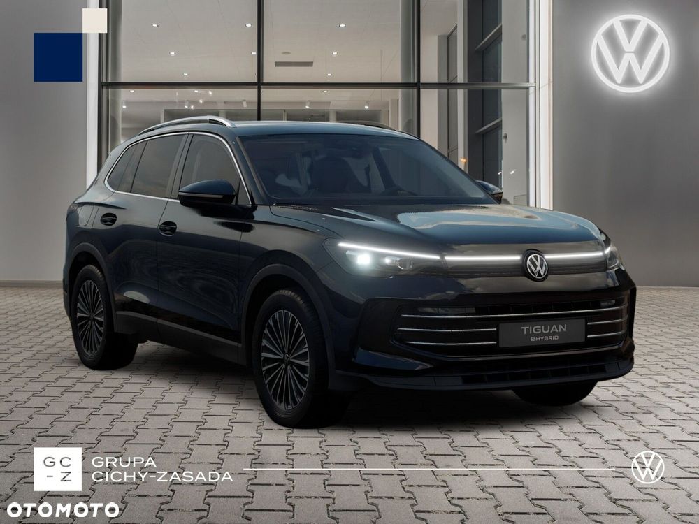 Volkswagen Tiguan - 8