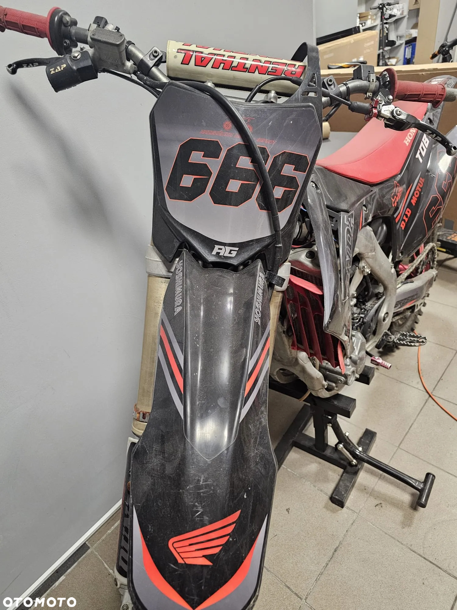 Honda CRF - 13