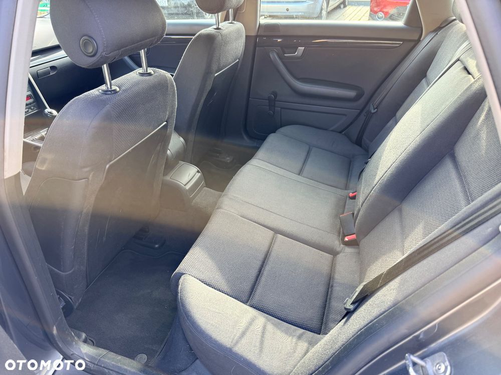 Audi A4 Avant - 9
