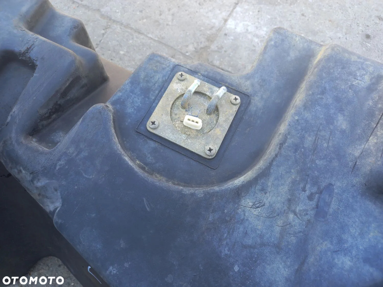 Zbiornik paliwa lewy Case CS150 - 2