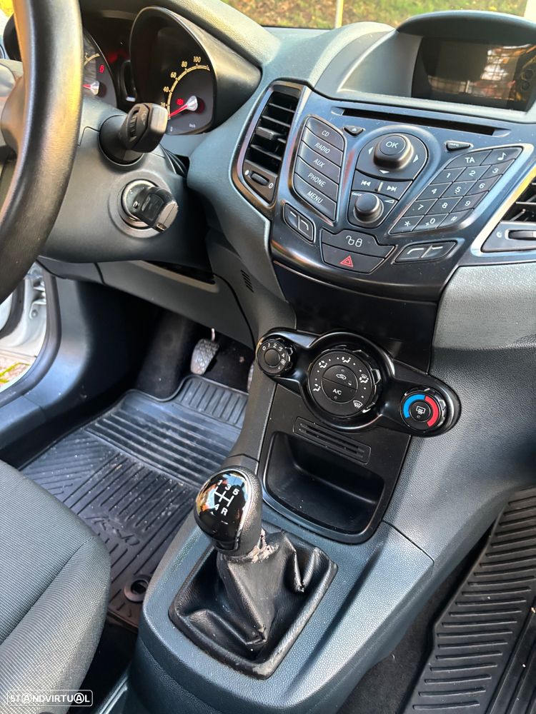 Ford Fiesta 1.4 TDCi Titanium - 8