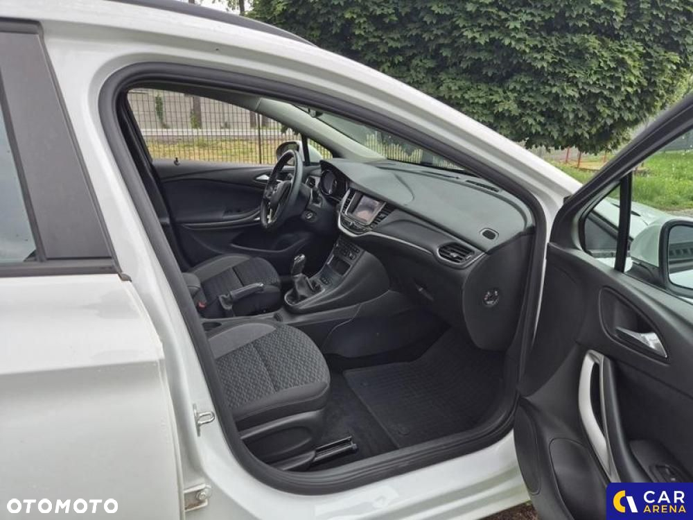 Opel Astra - 17