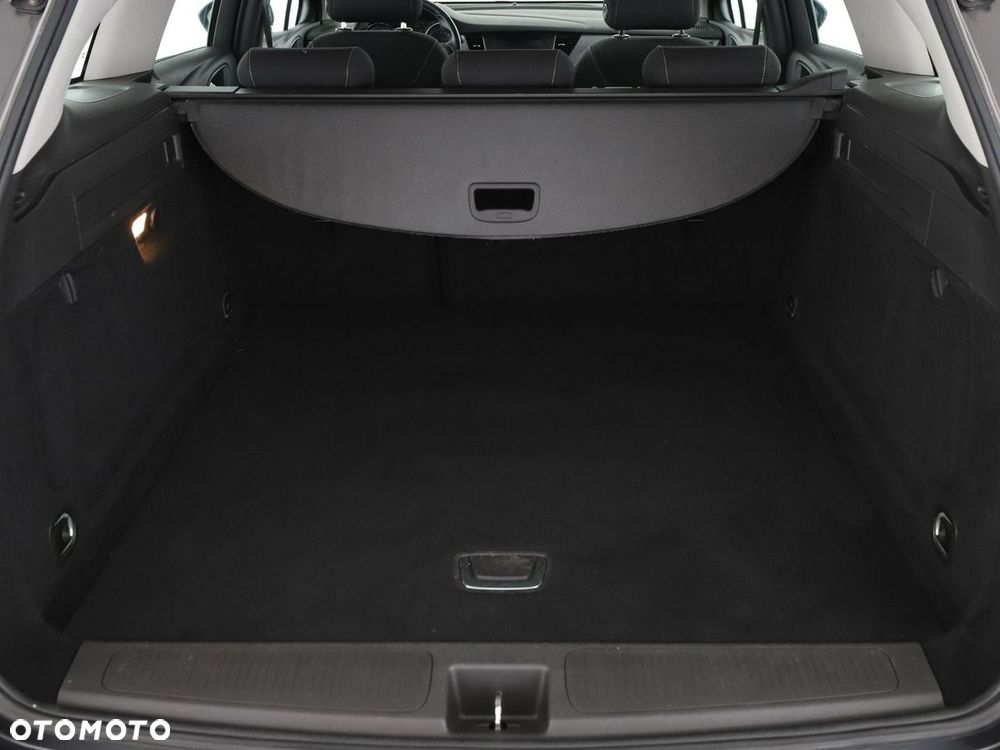 Opel Astra 1.4 T Elite S&S - 21