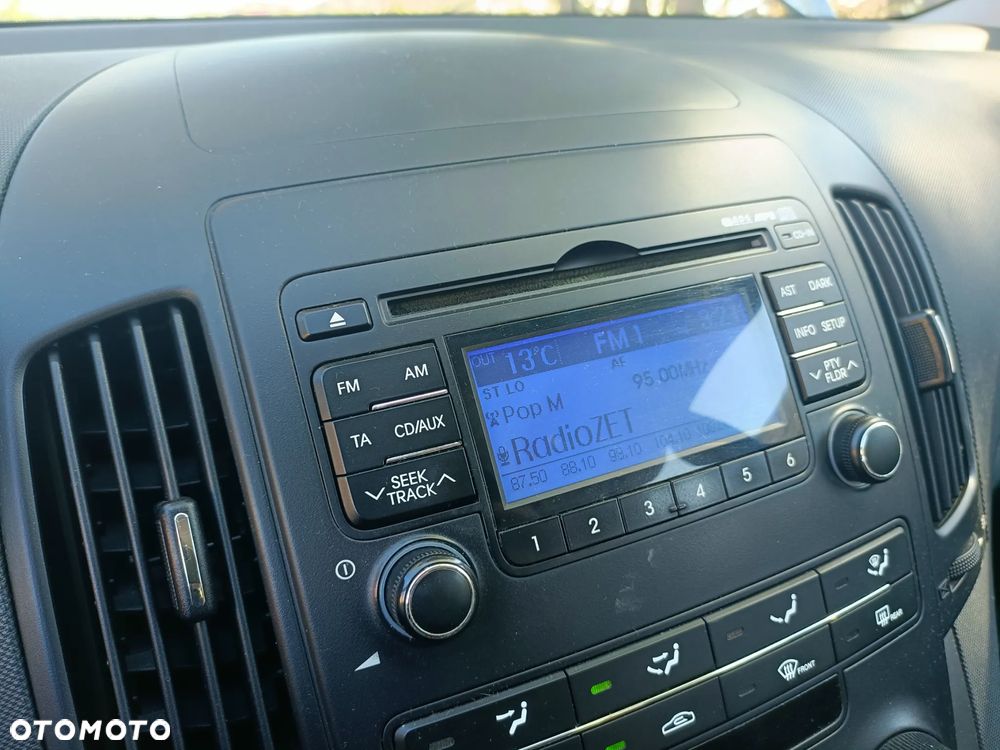 HYUNDAI i30 I 07-12 2009 r. radioodtwarzacz radioodbiornik radio * - 2