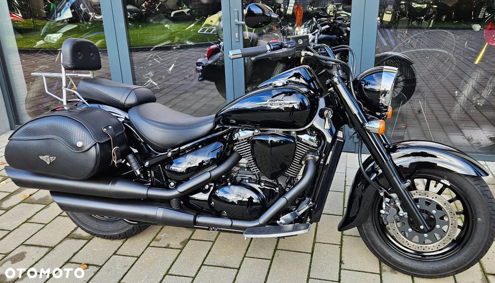 Suzuki Intruder - 25