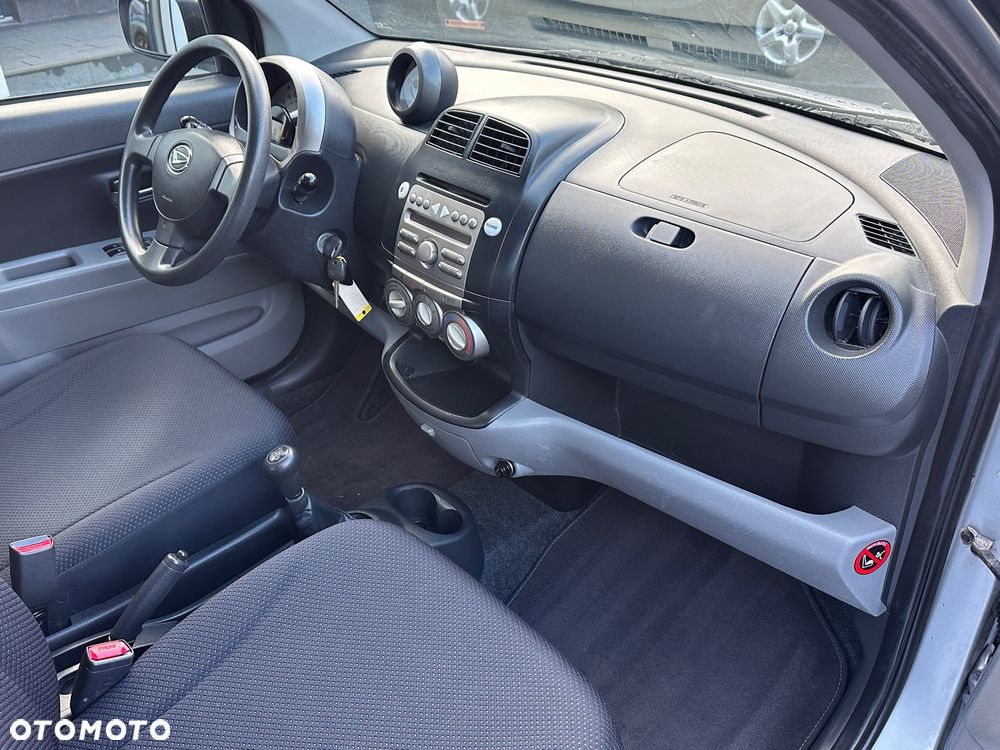 Daihatsu Sirion 1.3 - 20