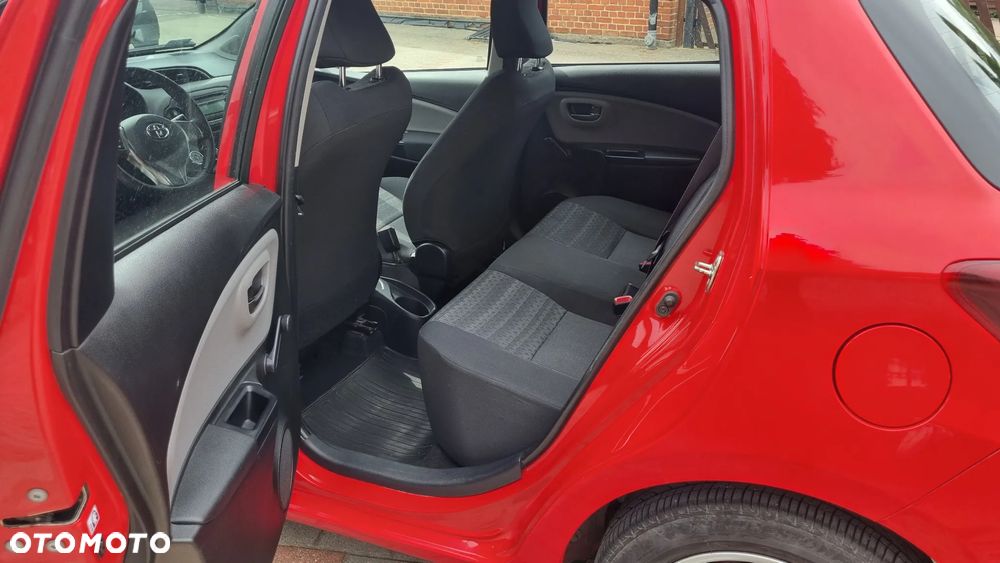 Toyota Yaris 1.0 Active EU6 - 7
