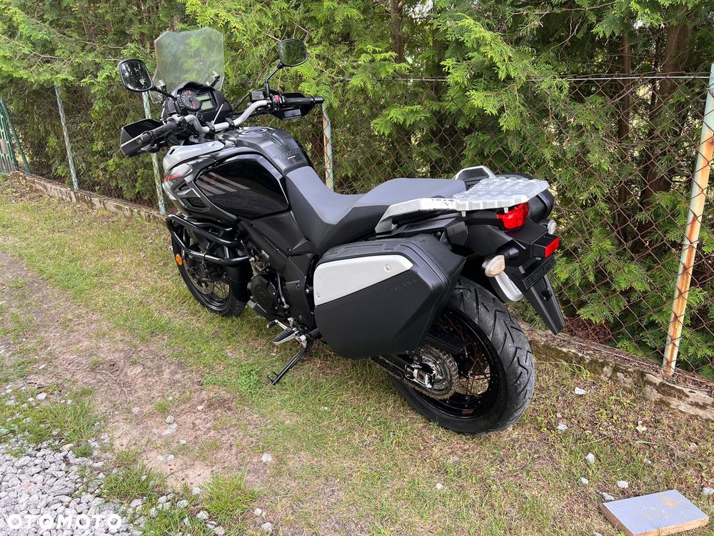 Suzuki V-STROM - 4