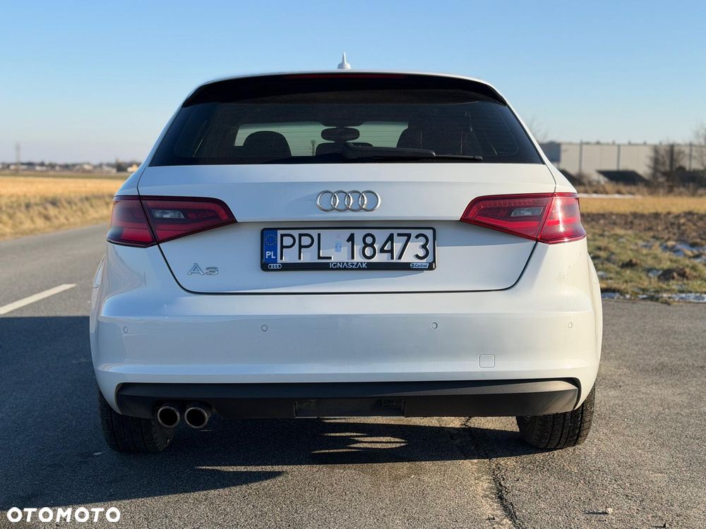 Audi A3 Sportback 2.0 TDI S tronic Ambiente - 6