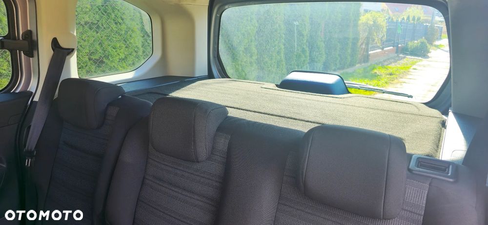 Opel Combo 1.2 Turbo Edition S&S - 13