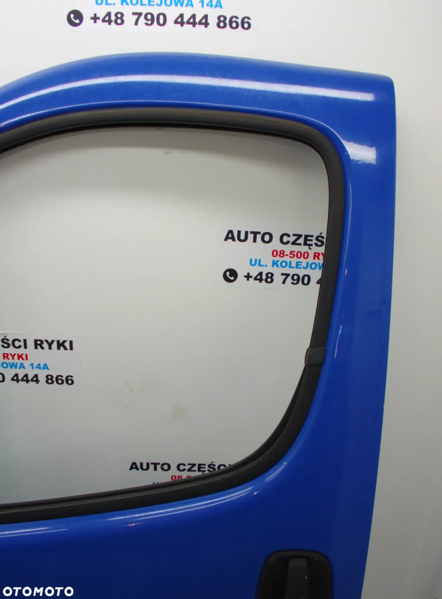 Renault Trafic II Drzwi prawe lewe przód - 4