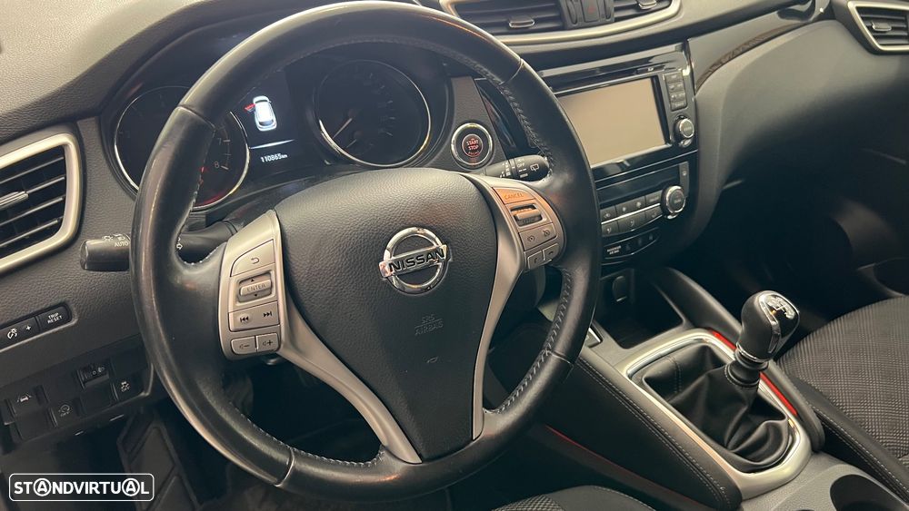 Nissan Qashqai 1.2 DIG-T N-Connecta RS+PS 18 - 29