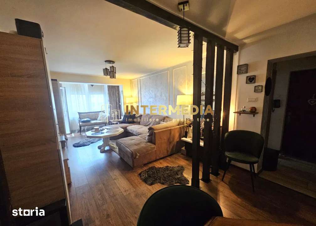 Apartament 3 camere CETATE Bulevard Etaj 3 Renovat Total Mobilat Beci — fotografia 1