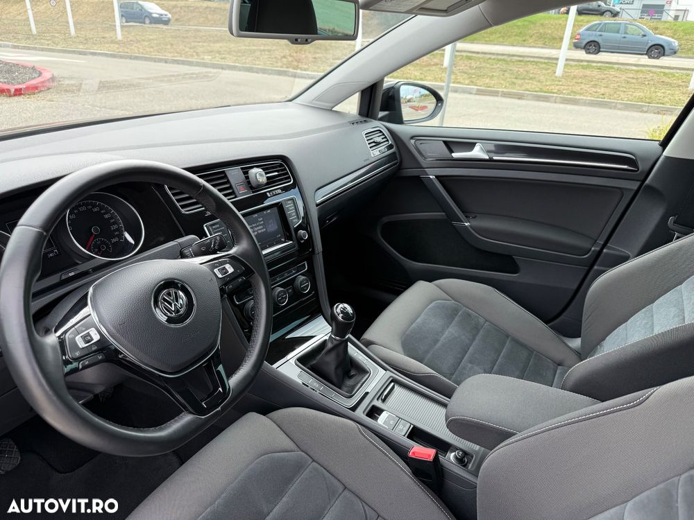 Volkswagen Golf 1.6 TDI BMT Highline - 11