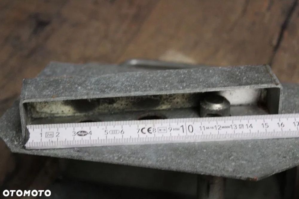 Blokada do lawety kampingu przyczepki - 5