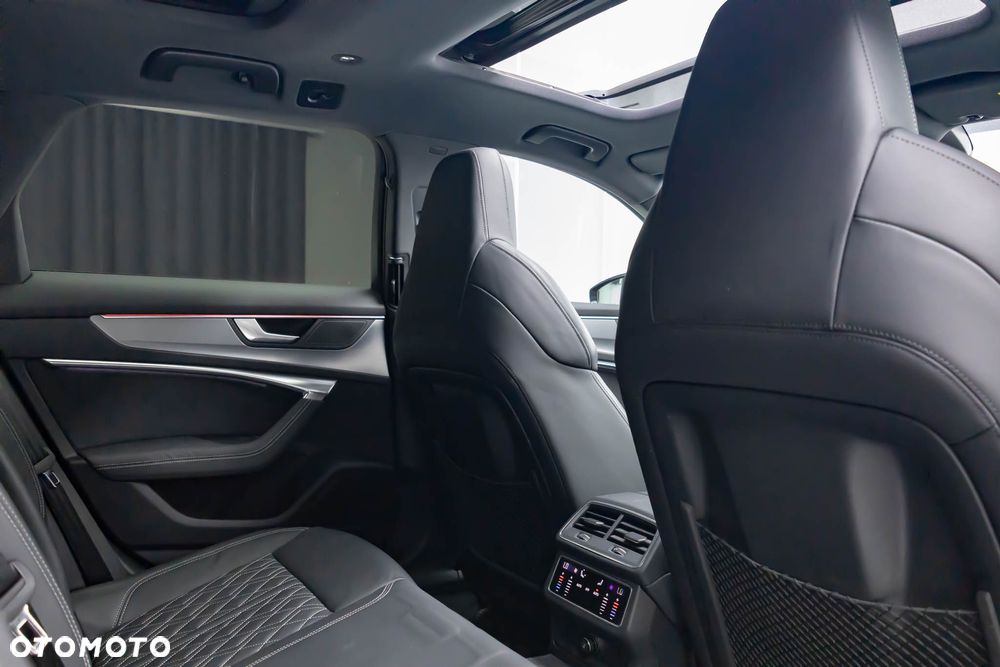 Audi A6 Avant 55 TFSI e quattro S tronic S line - 36