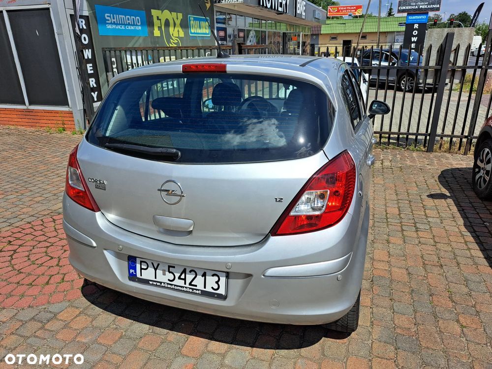 Opel Corsa - 1