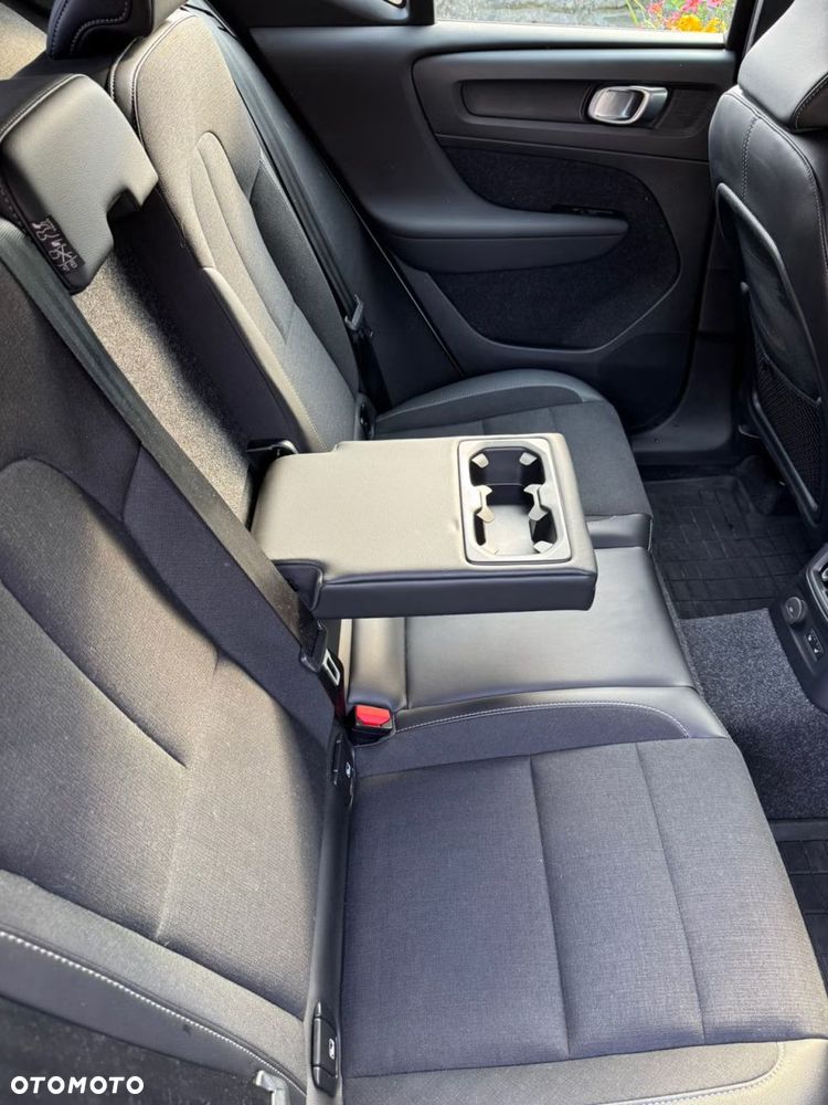 Volvo XC 40 T5 Twin Engine DKG Momentum Pro - 14