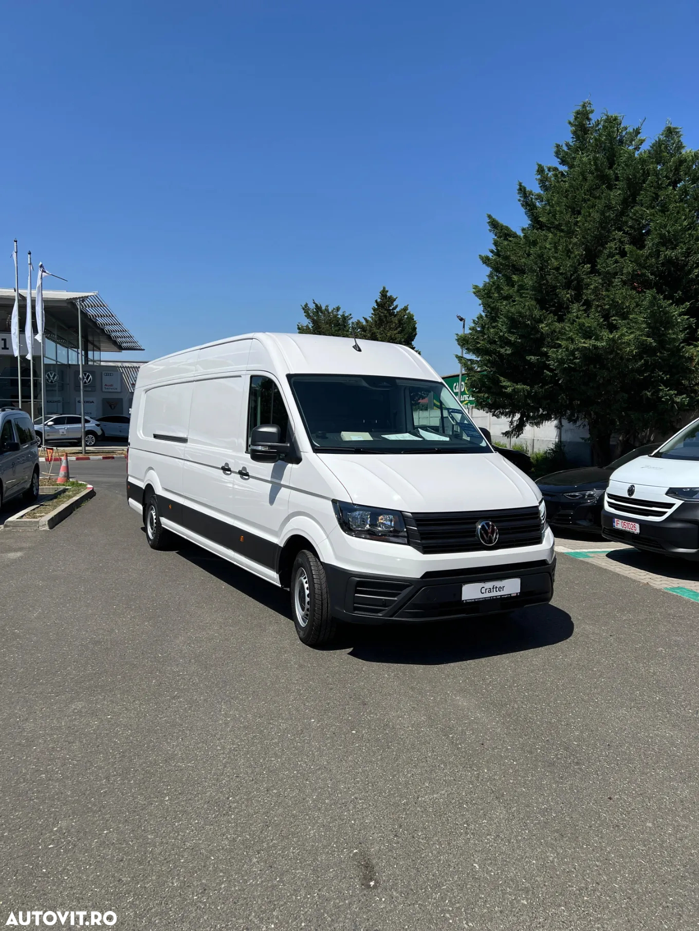 Volkswagen Crafter Furgon L5H3 - 3