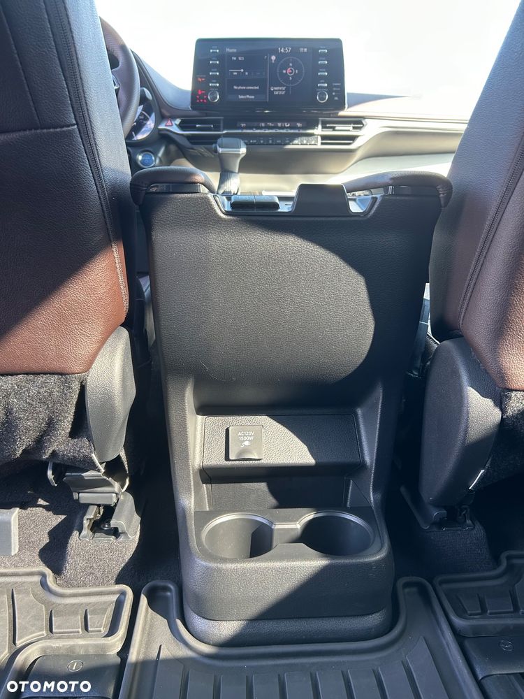 Toyota Sienna - 39