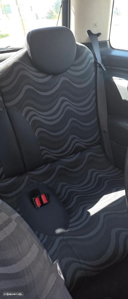 MINI 3 Portas One D - 10