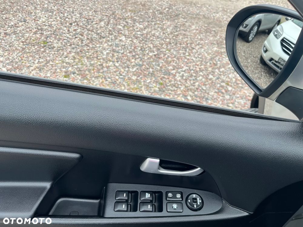 Kia Sportage - 15