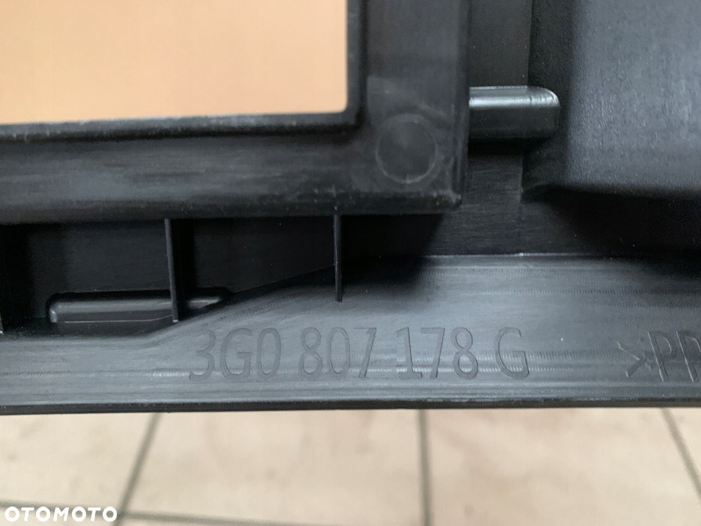 Ślizg mocowanie zderzaka PASSAT B8 RLINE prawe - 5