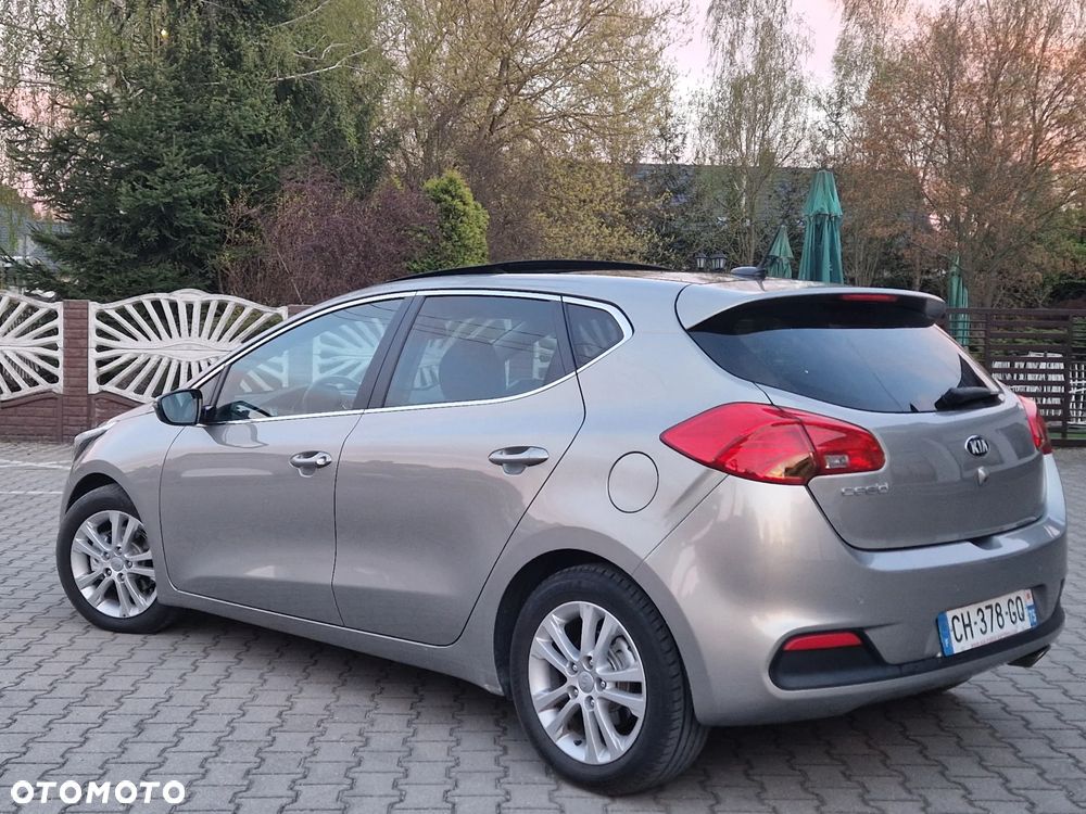 Kia Ceed 1.6 GDI Business Line - 26