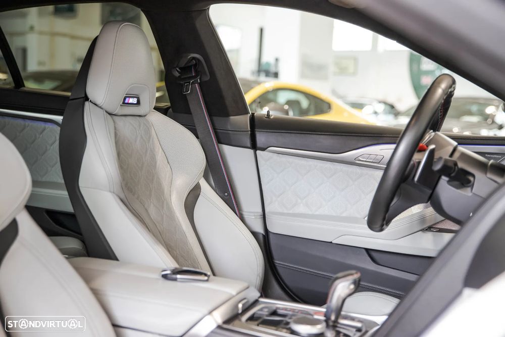 BMW M8 Standard - 18
