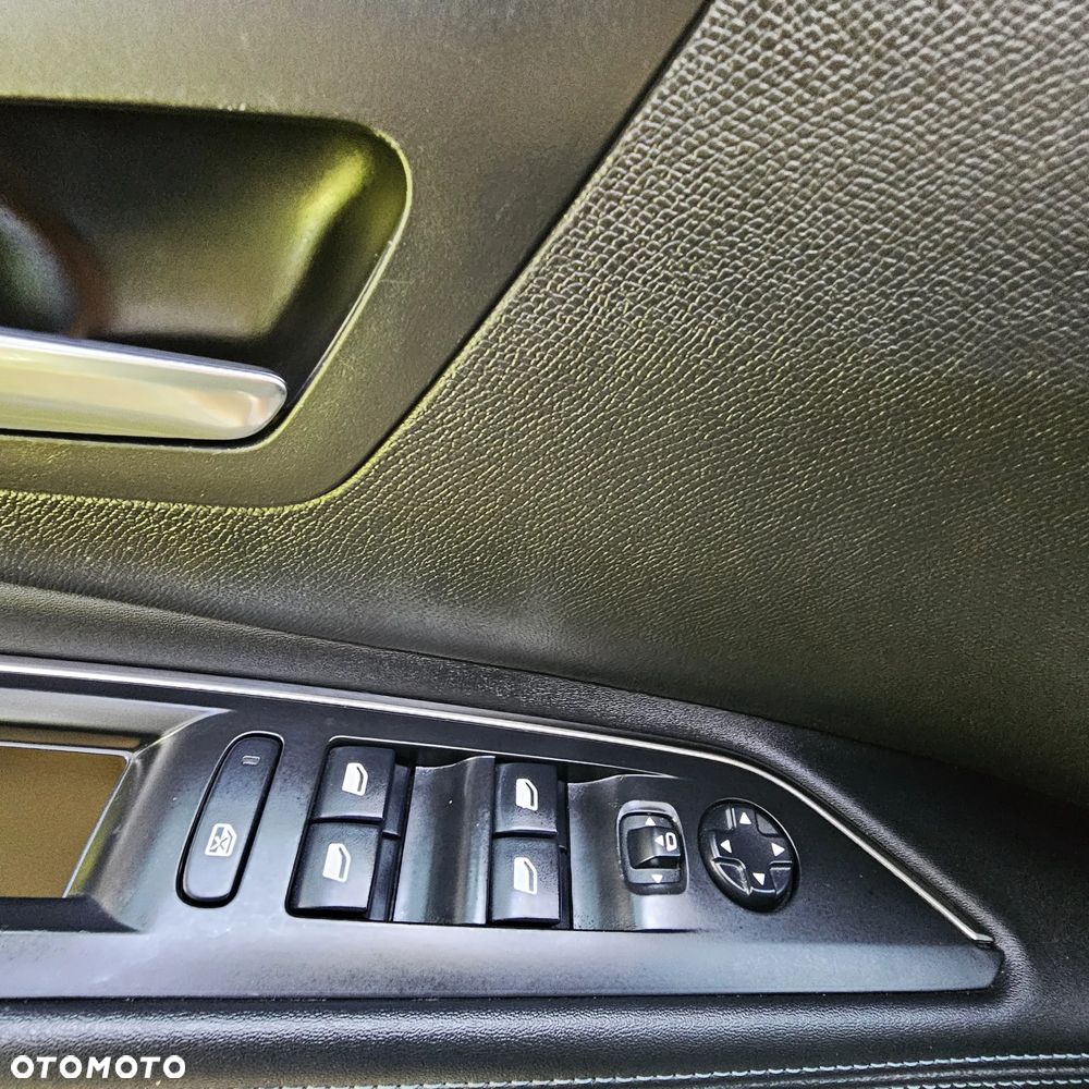 Peugeot 5008 2.0 BlueHDI GT S&S EAT8 - 17