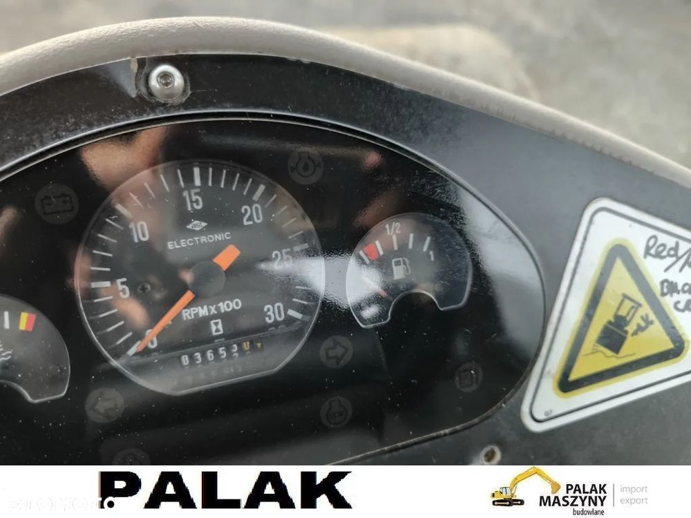 Volvo Walec drogowy  VOLVO SD 115D METAL-GUMA  ,2011 rok - 14