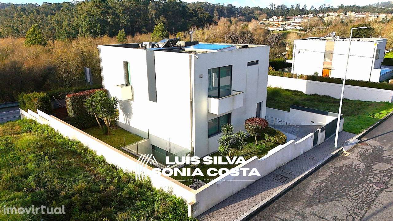 Moradia T3 em Avintes – Conforto, Tecnologia e Design... - Grande imagem: 2/54