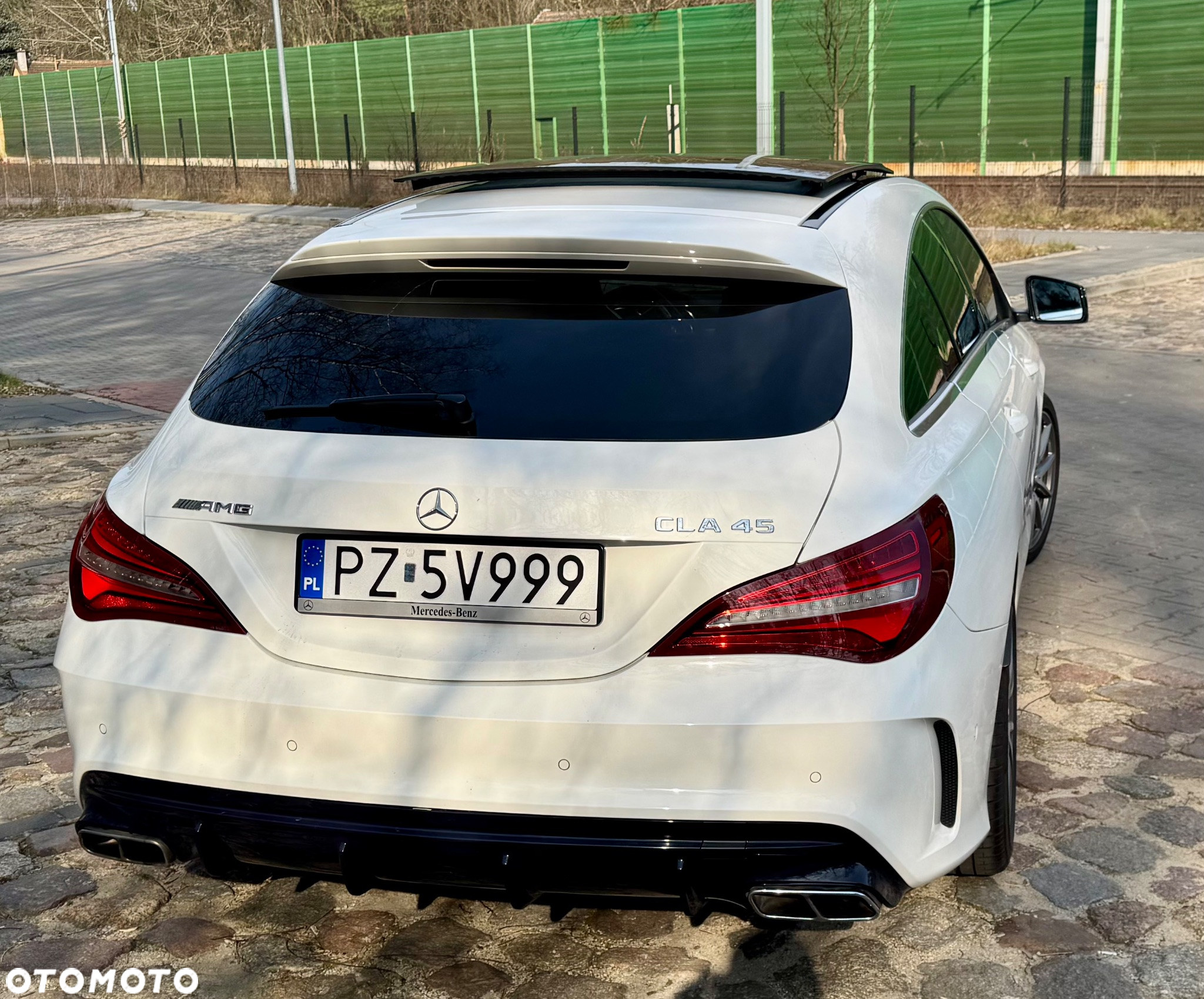 Mercedes-Benz CLA AMG 45 4-Matic - 4