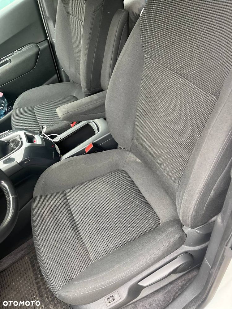 Peugeot 5008 HDI 150 Active - 18