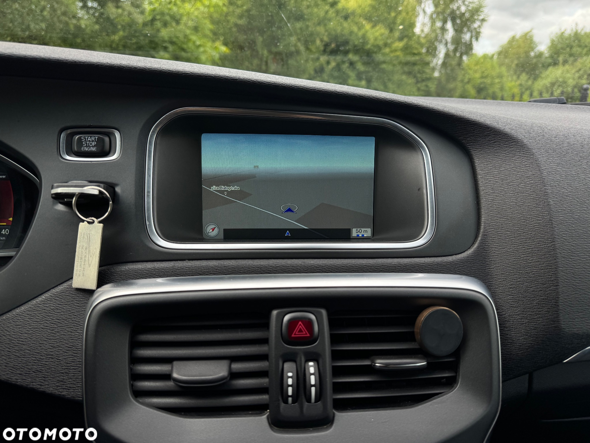 Volvo V40 D2 Drive-E R-Design Momentum - 20