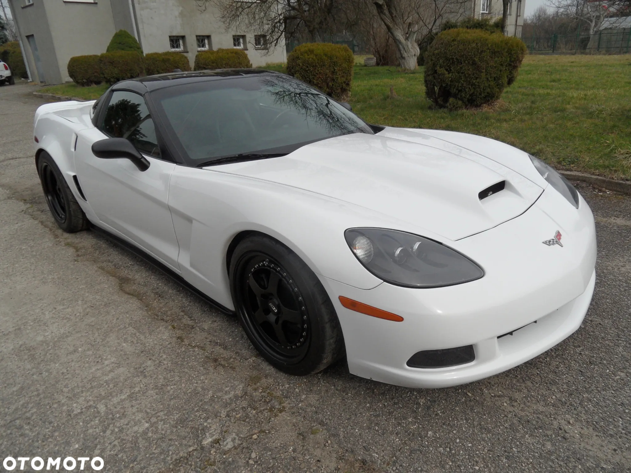 Chevrolet Corvette - 7