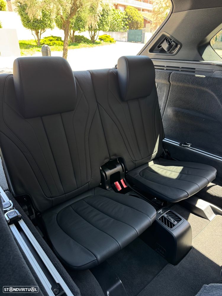 BMW X5 25 d sDrive Comfort 7L - 8