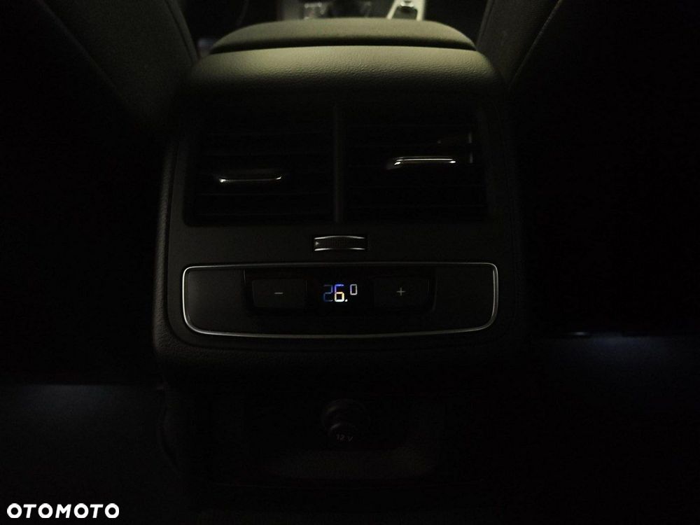 Audi A4 - 24