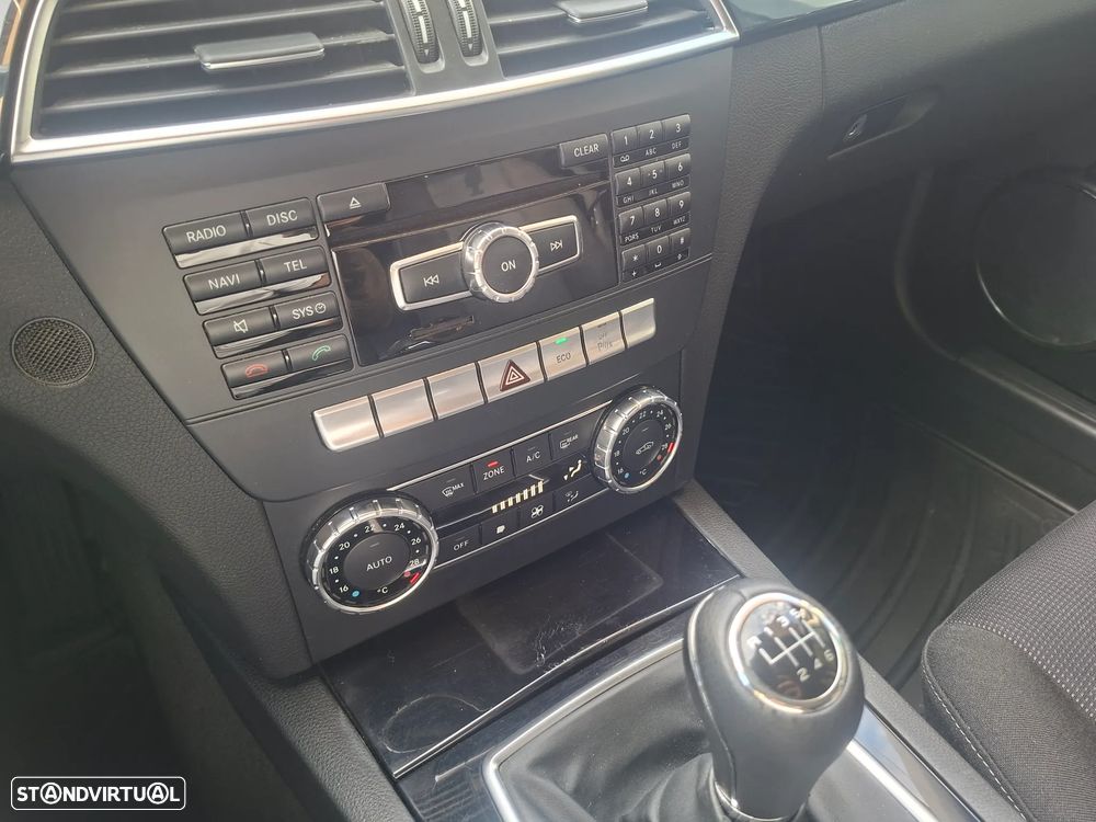 Mercedes-Benz C 200 Station CDI DPF (BlueEFFICIENCY) Elegance - 30
