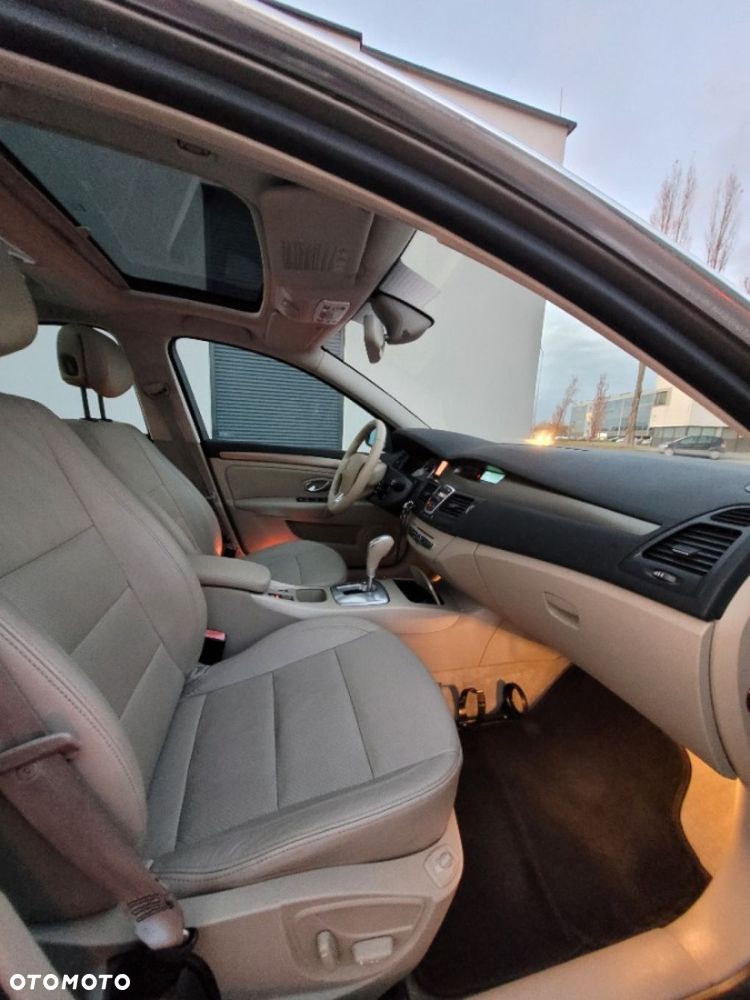 Renault Laguna 2.0 TCe 170 Initiale - 19