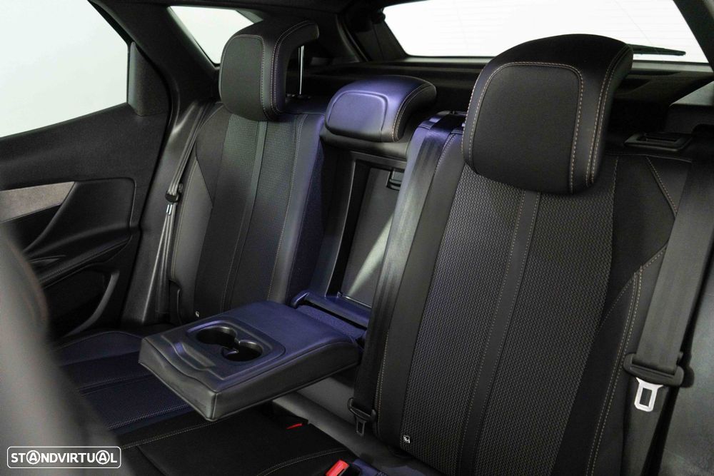 Peugeot 3008 1.6 Hybrid GT e-EAT8 - 9