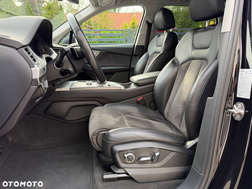 Audi Q7 45 TDI mHEV Quattro S Line Tiptr - 17