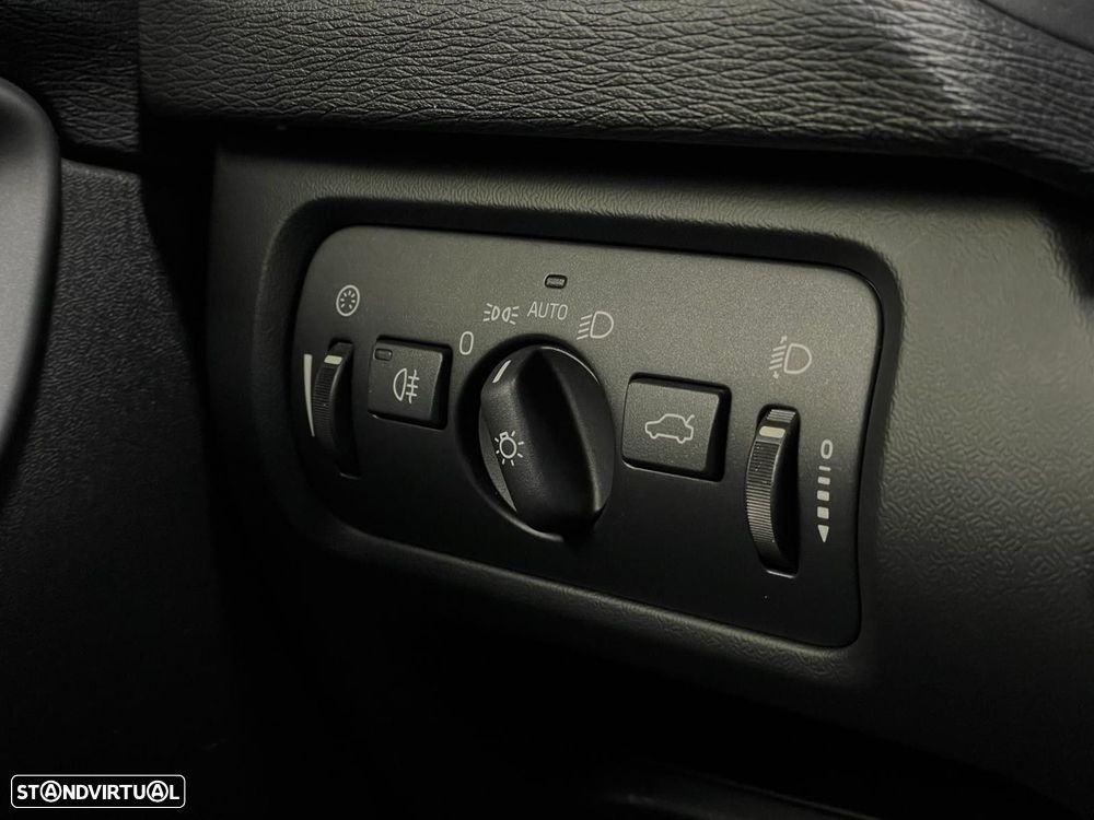 Volvo V40 1.6 D2 Eco Momentum - 10