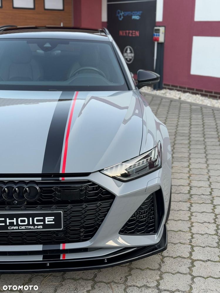 Audi RS6 Avant - 26