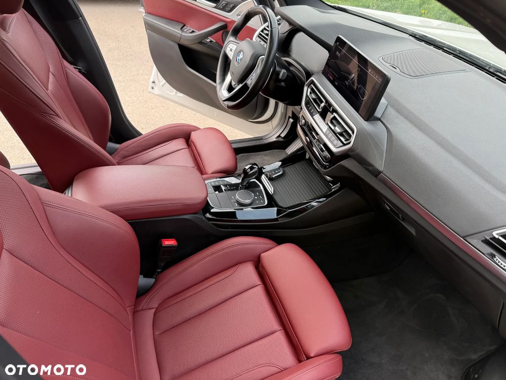 BMW X3 xDrive30i Luxury Line - 25